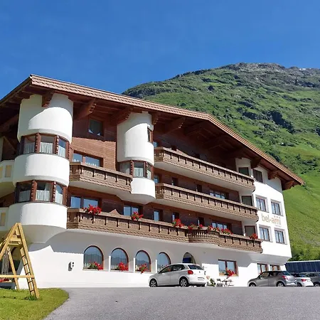 Garni Bel-ami Hotel 3*